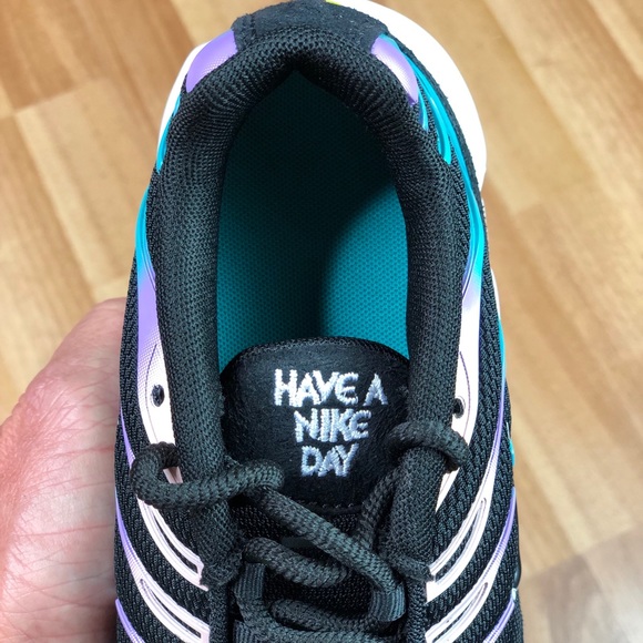 Nike Air Max Plus Have A Nice Day (BQ7224-001) - Picture 4 of 7